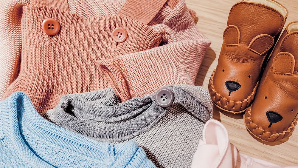 Abbigliamento e scarpine per bambini